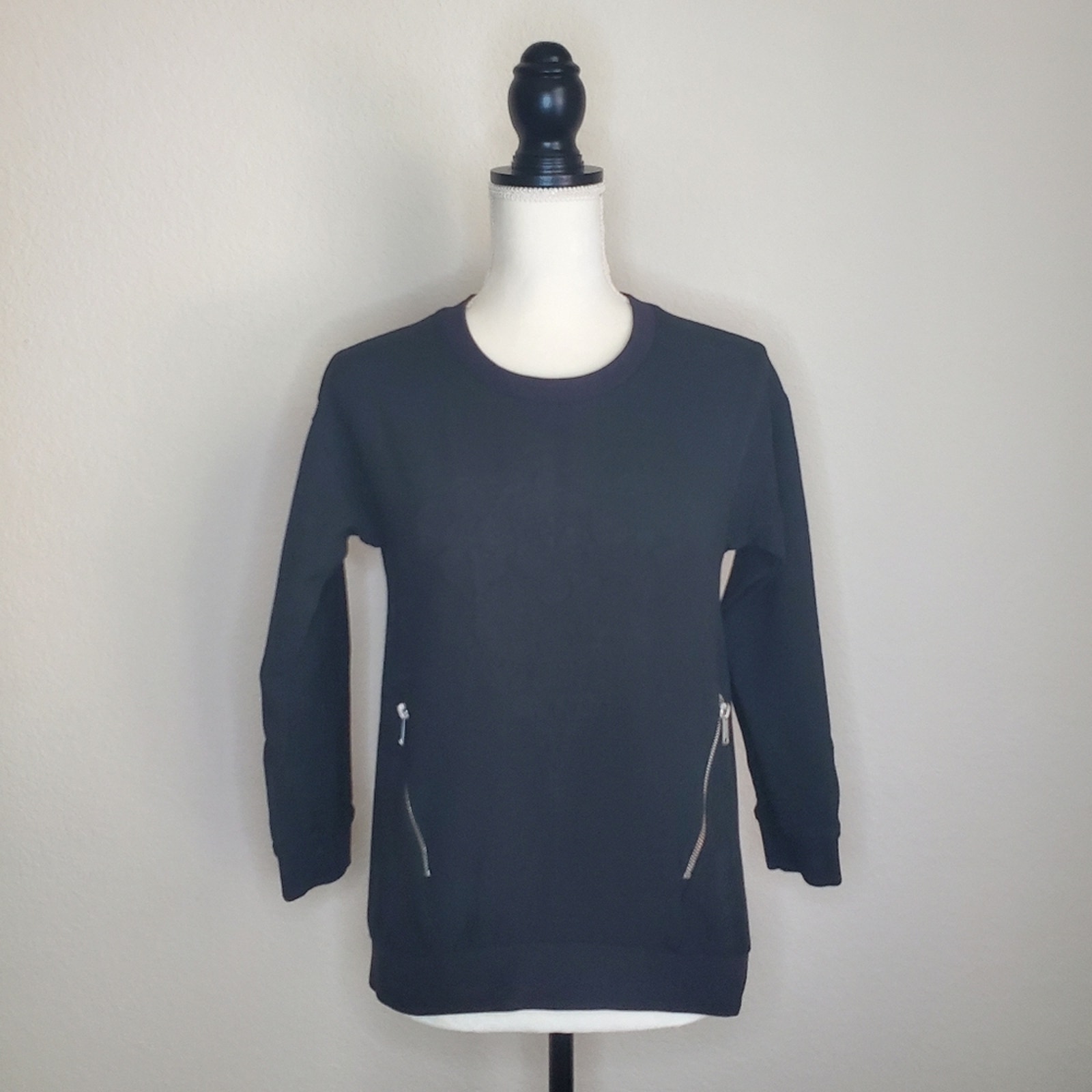 Aritzia Black Jacquard Sweater Xxs
